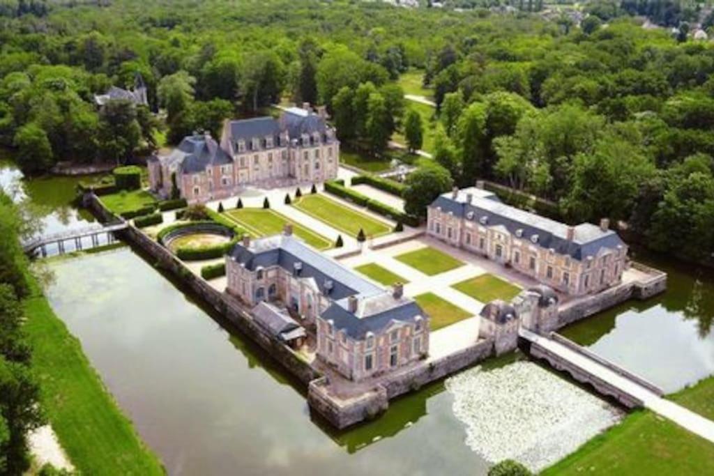 Agreable Studio Dans Le Centre Historique La Ferté-Saint-Aubin Exteriér fotografie